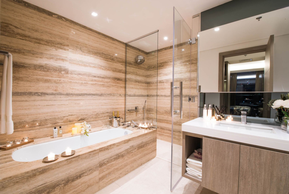 Sterling Tower in Dubai Bathroom